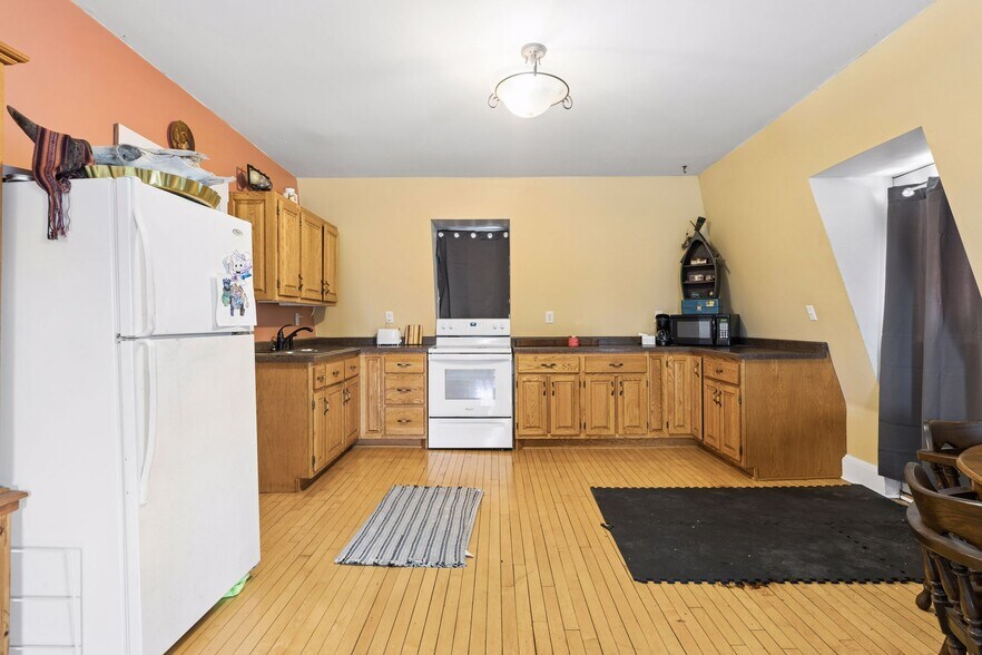 More Photos Of 114 E 6th St, New Richmond Office Residential For Sale