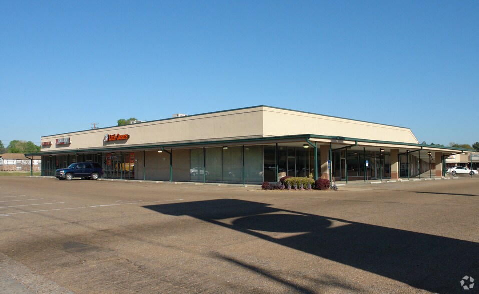 More Photos Of 809-915 Ellis Ave, Jackson Unknown For Lease