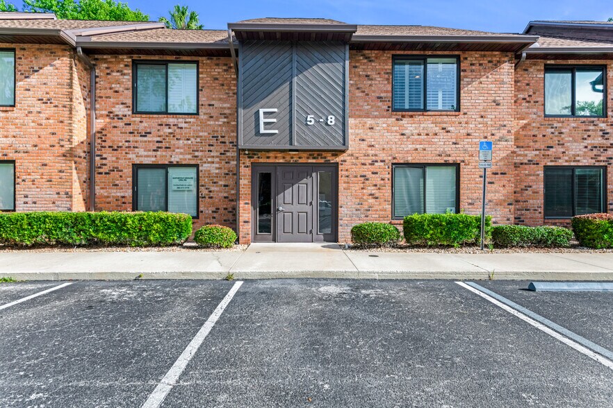 Primary Photo Of 555 W Granada Blvd, Ormond Beach Medical For Sale