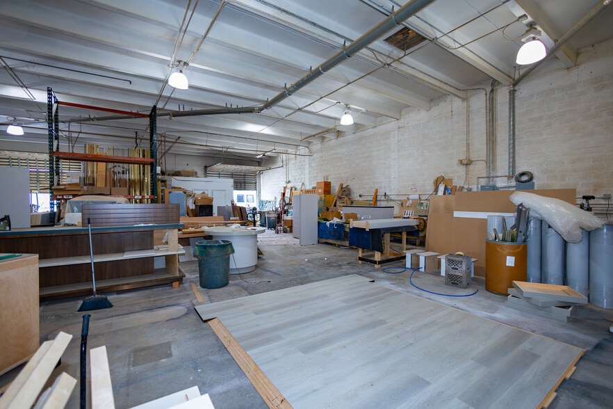 More Photos Of 7313 NW 56th St, Miami Warehouse For Sale