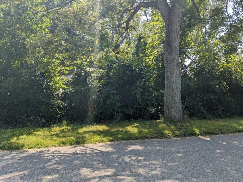 More Photos Of 4306 West, Ashtabula Convenience Store For Sale