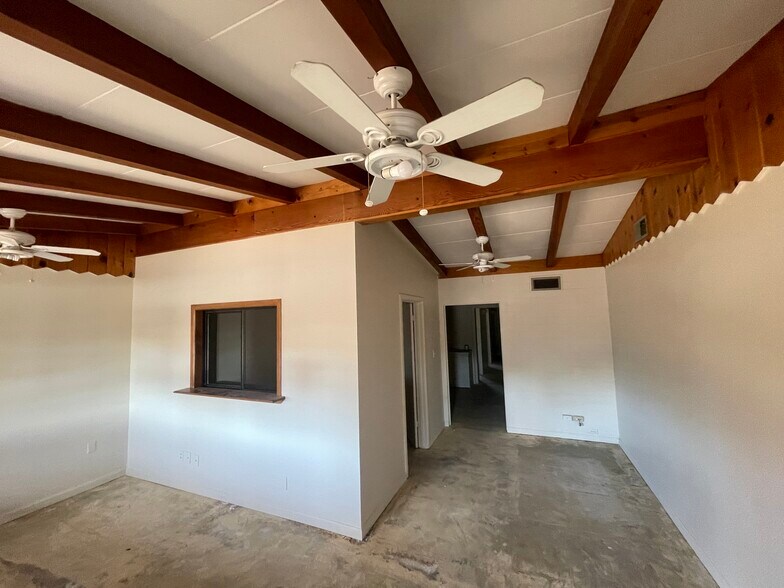 More Photos Of 807 S Beeline Hwy, Payson Storefront Retail Office For Sale