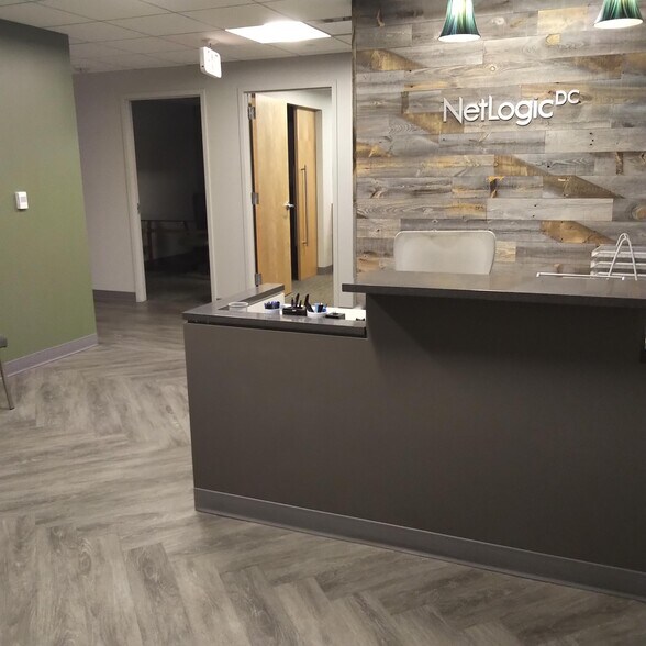 More Photos Of 7550 Wisconsin Ave, Bethesda Office For Lease