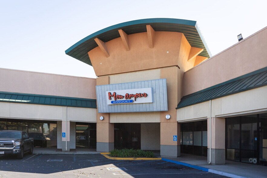 More Photos Of 3150-3170 W Lincoln Ave, Anaheim Freestanding For Lease