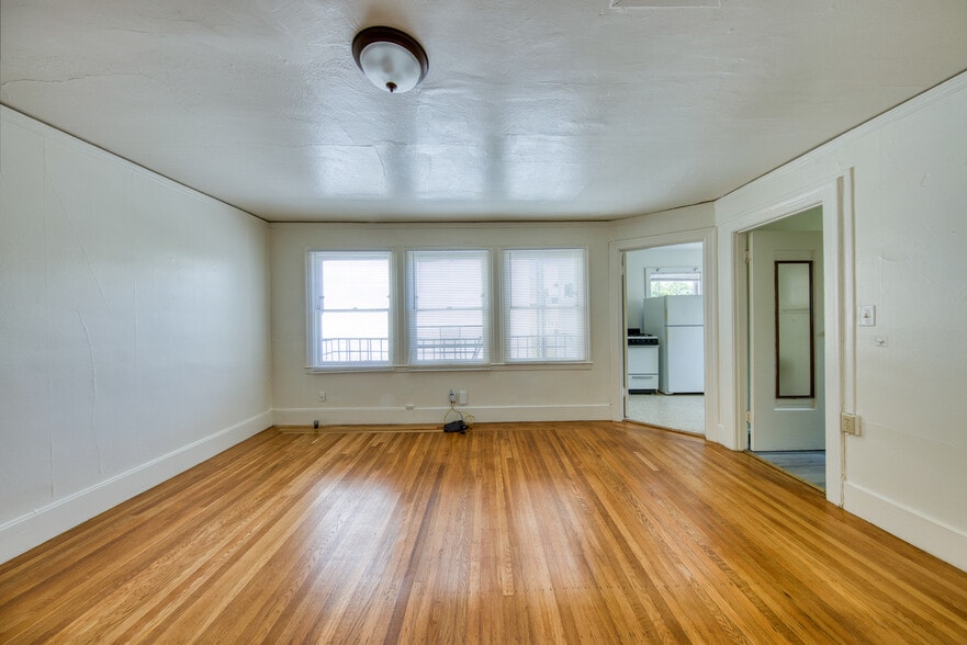 More Photos Of 2411 Durant Ave, Berkeley Apartments For Sale