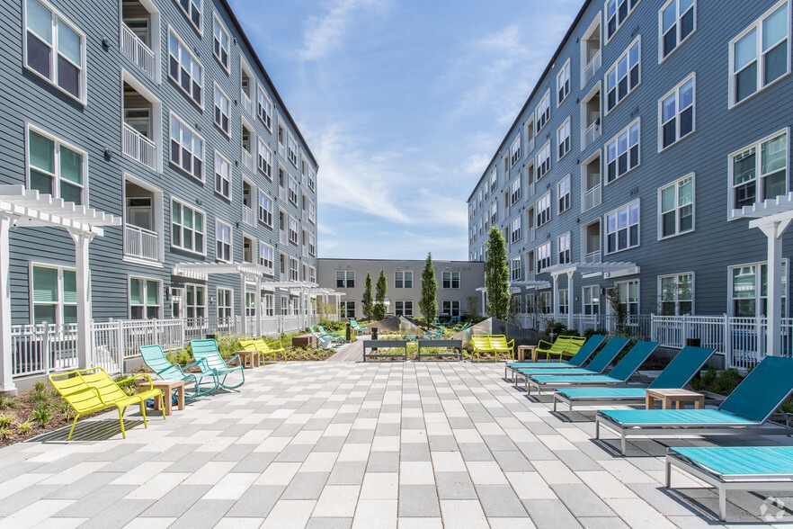 More Photos Of 3611-3615 Washington St, Jamaica Plain Apartments For Lease