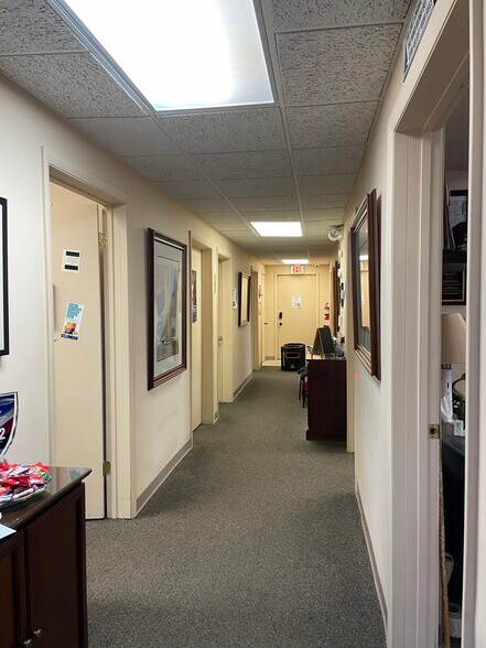 More Photos Of 621 Broadway, Chesterton Medical For Sale