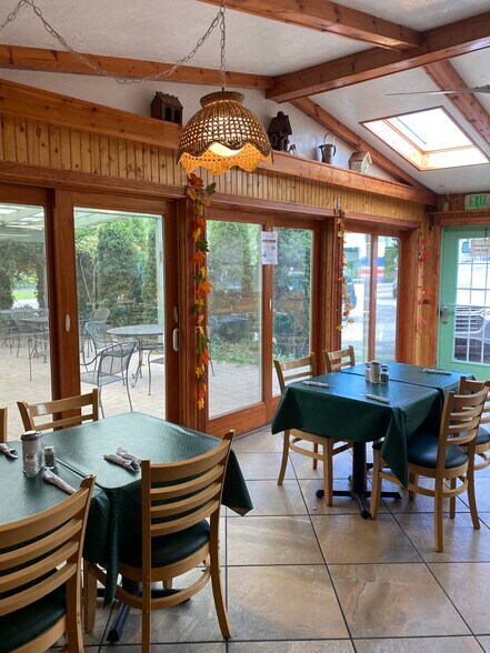 More Photos Of 3333 Lockport Olcott Rd, Newfane Restaurant For Sale