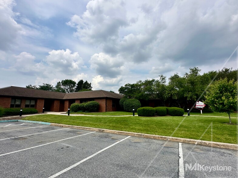 More Photos Of 2201 Ridgewood Rd, Wyomissing Medical For Sale