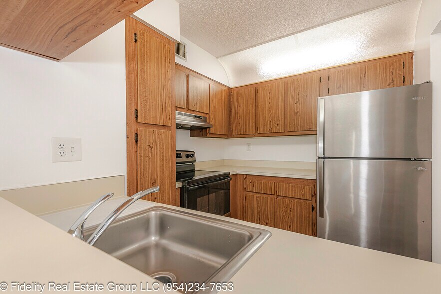 More Photos Of 11430-11442 NW 45th St, Coral Springs Apartments For Sale
