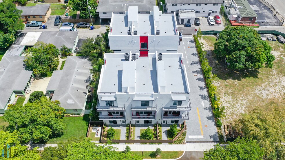 More Photos Of 1813 Madison St, Hollywood Apartments For Sale