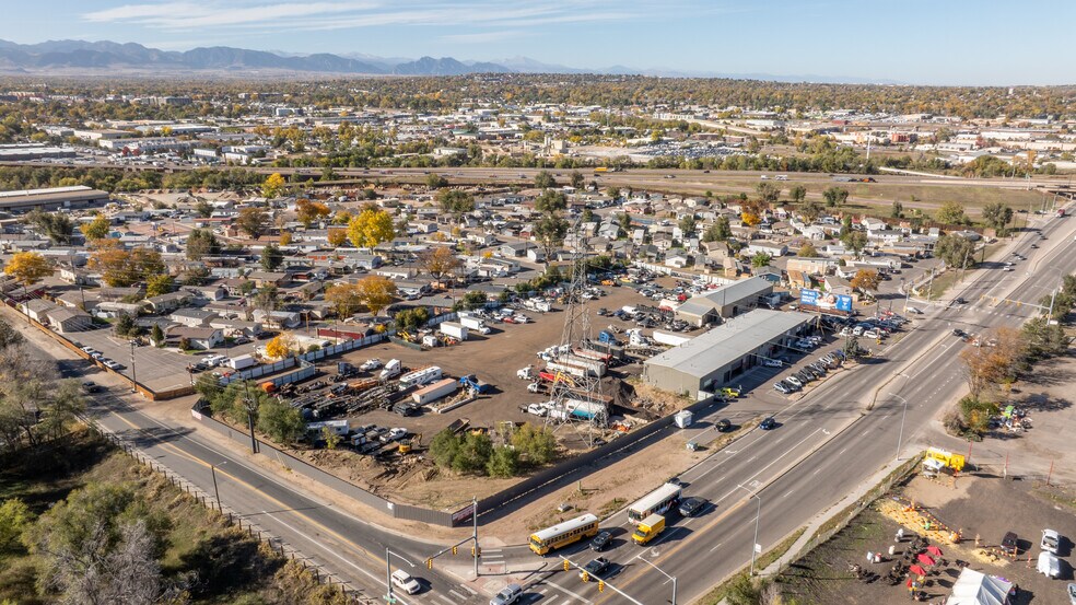 More Photos Of 5225 Sheridan Blvd, Arvada Warehouse For Sale