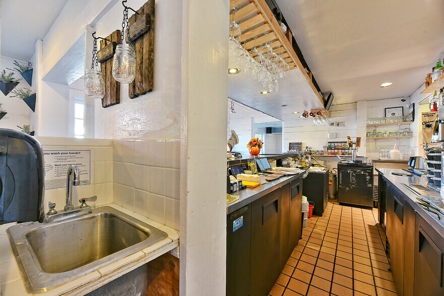 More Photos Of 1213 W Main St, Medford Restaurant For Sale