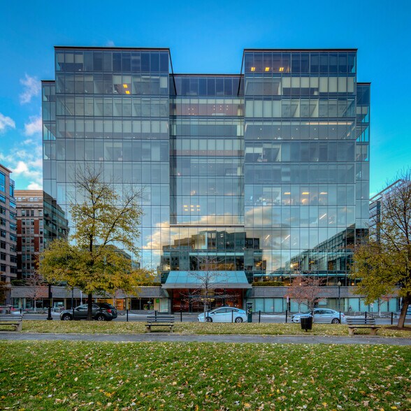 More Photos Of 1101 New York Ave NW, Washington Office For Lease