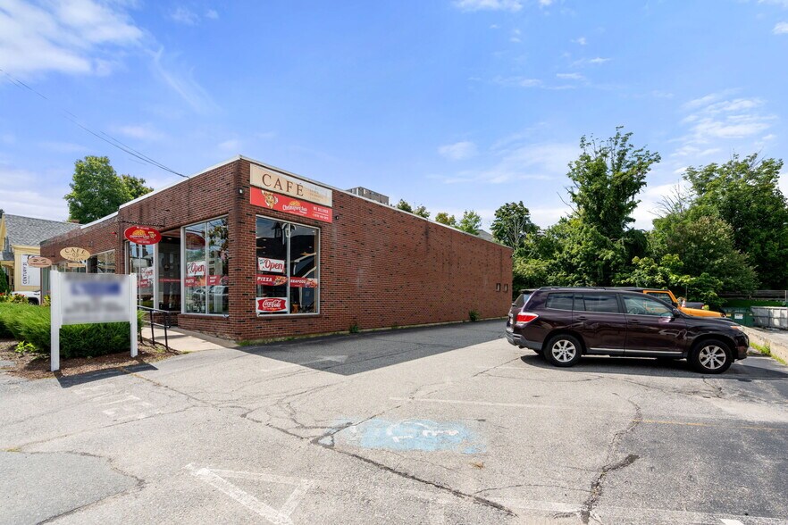 More Photos Of 10-14 Chelmsford St, Chelmsford Storefront For Sale