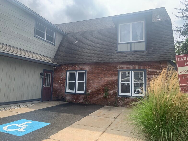 More Photos Of 242 Wood St, Doylestown Office Residential For Sale
