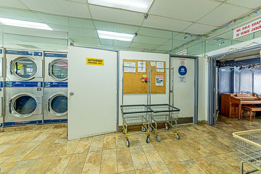 More Photos Of 1756 Pacific Ave, Long Beach Storefront For Sale