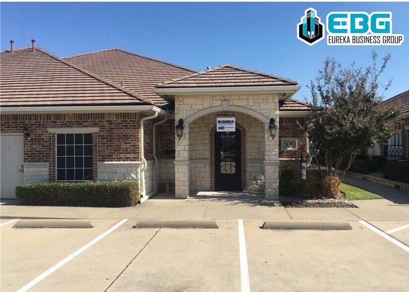 More Photos Of 5926 W Parker Rd, Plano Medical For Sale
