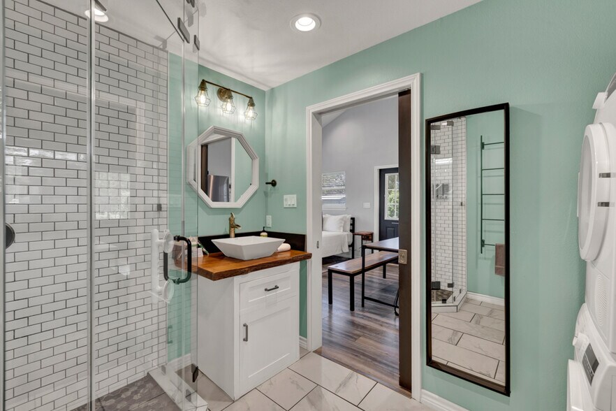 More Photos Of 14147 FM 306, Canyon Lake Trailer Camper Park For Sale