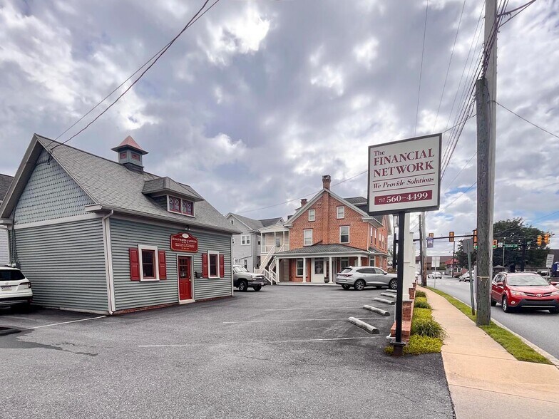 More Photos Of 2011 State St, East Petersburg Medical For Lease