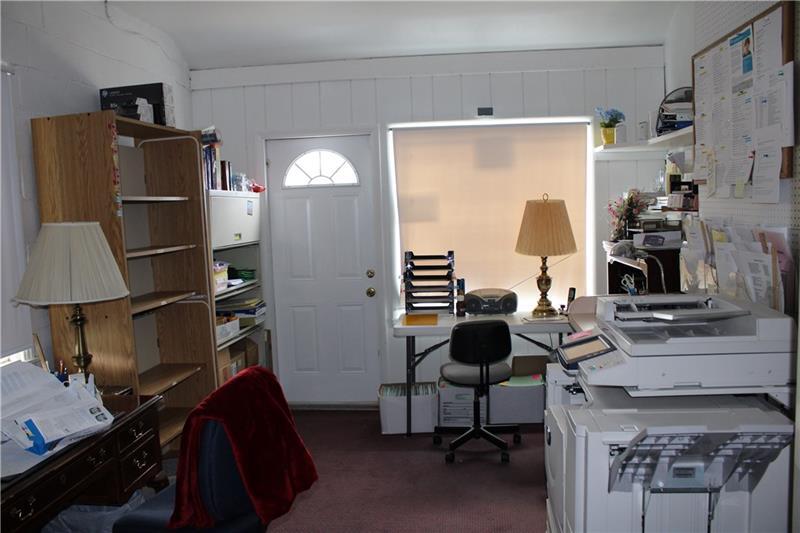 More Photos Of 2725 Leechburg Rd, Lower Burrell Office Residential For Lease