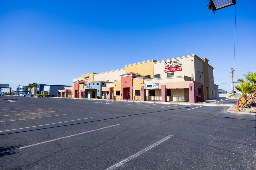 More Photos Of 1503 N Imperial Ave, El Centro Medical For Sale