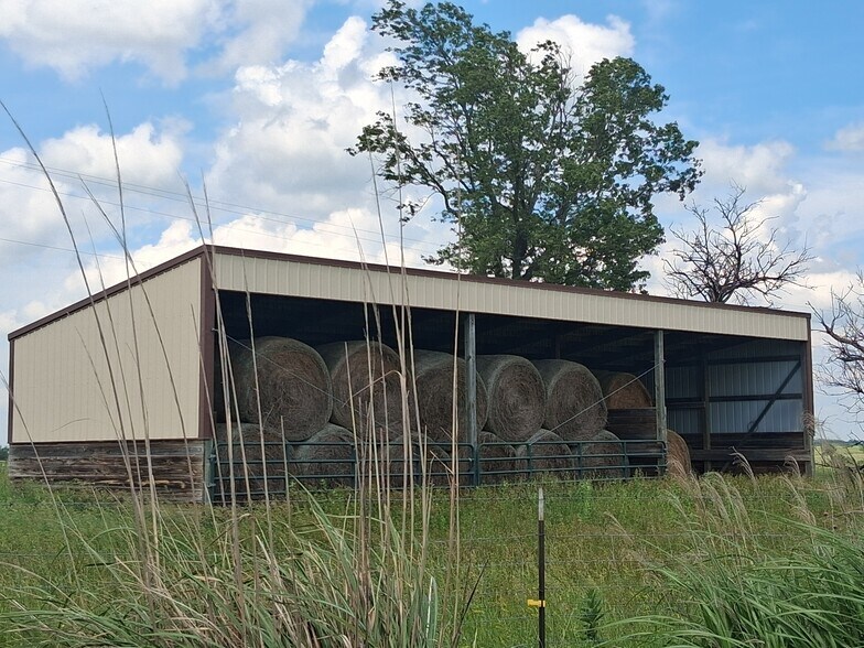 More Photos Of 6841 E US Highway 56, Overbrook Land For Sale