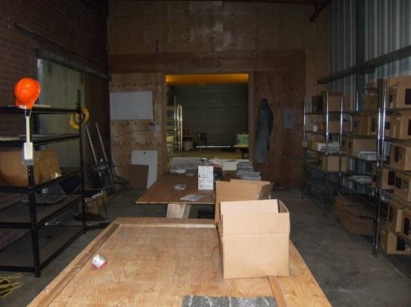 More Photos Of 5015-5025 Colorado Ave S, Seattle Warehouse For Lease
