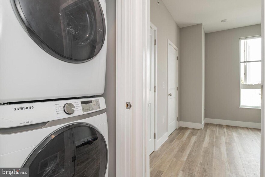 More Photos Of 2010 N 8th St, Philadelphia Apartments For Sale
