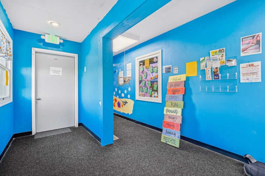 More Photos Of 925 Hendricks Dr, Lebanon Daycare Center For Sale