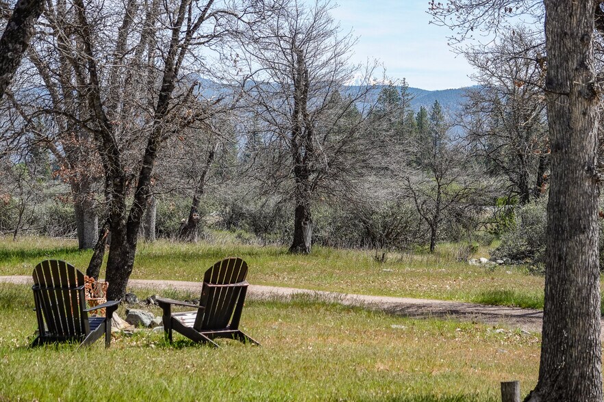 More Photos Of 2003 Kidder Creek Rd, Greenview Land For Sale