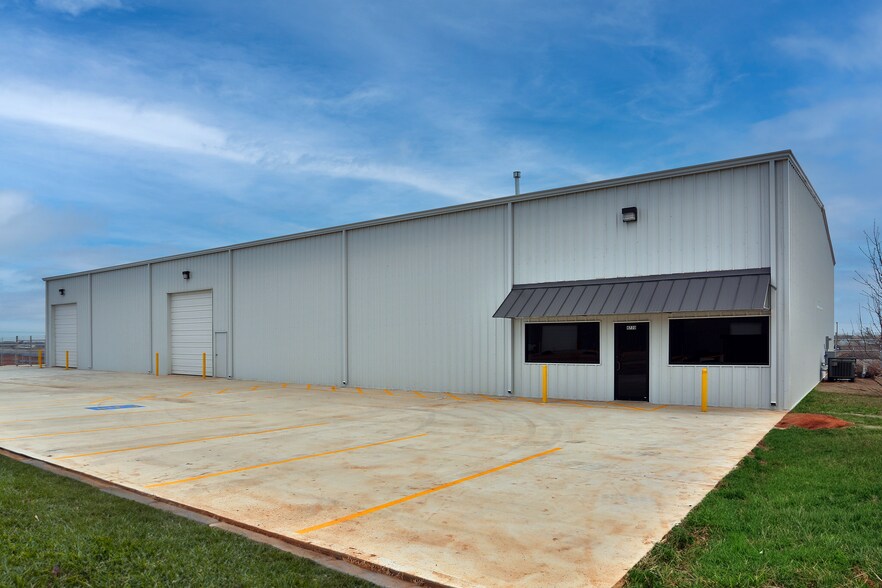 More Photos Of 4720 United Dr, Oklahoma City Industrial For Sale
