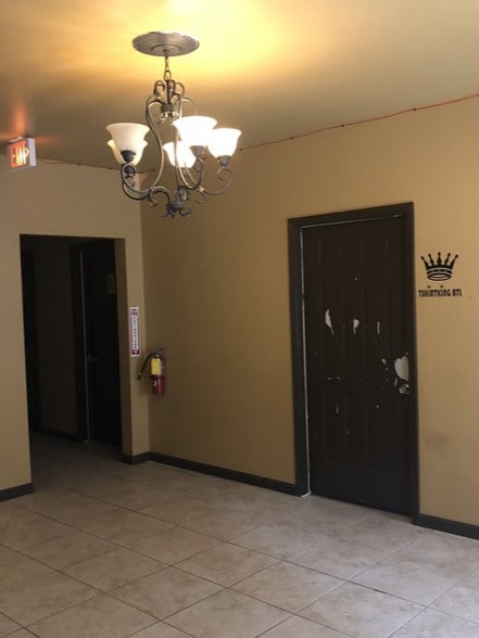 More Photos Of 2054 Rex Rd, Morrow Flex For Sale