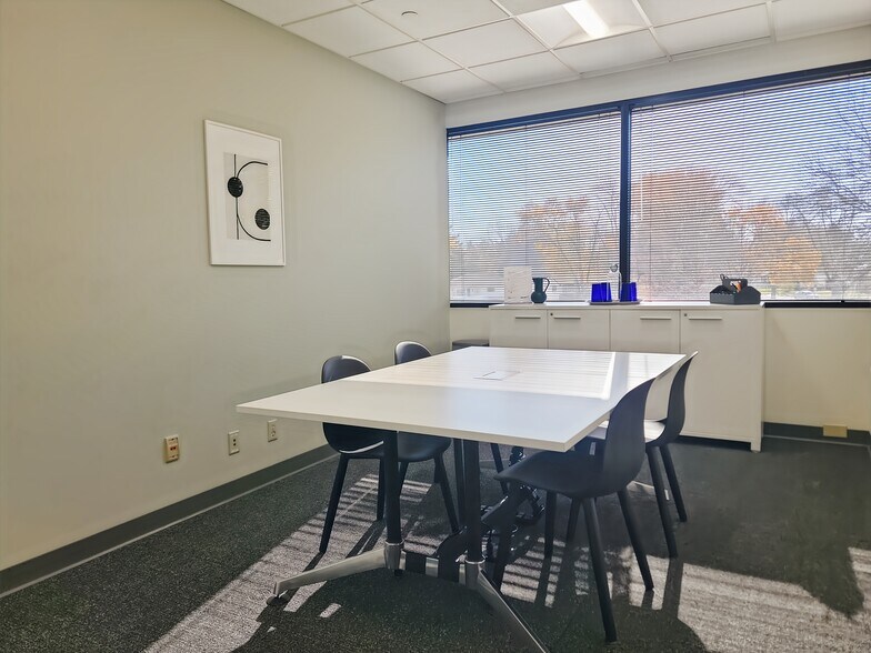 More Photos Of 10150 W National Ave, West Allis Coworking Space