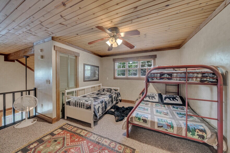 More Photos Of 2003 Bend of the Riv, Hiawassee Lodge Meeting Hall For Sale
