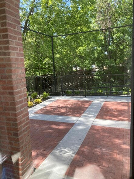 More Photos Of 79 Aikens Rd, Eagle Storefront Retail Office For Sale