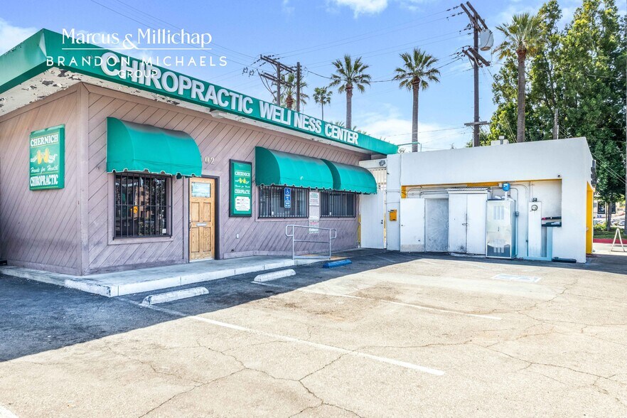 More Photos Of 1600 E Chevy Chase Dr, Glendale General Retail For Sale