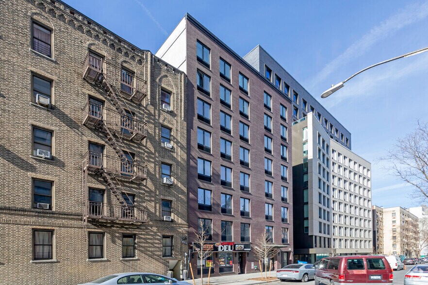 Primary Photo Of 3053 Villa Ave, Bronx Apartments For Lease