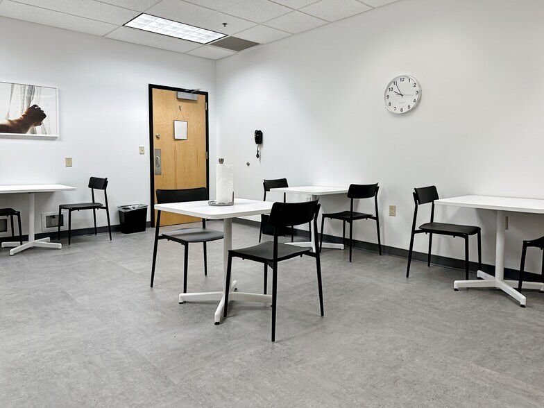 More Photos Of 1 Music Cir N, Nashville Coworking Space