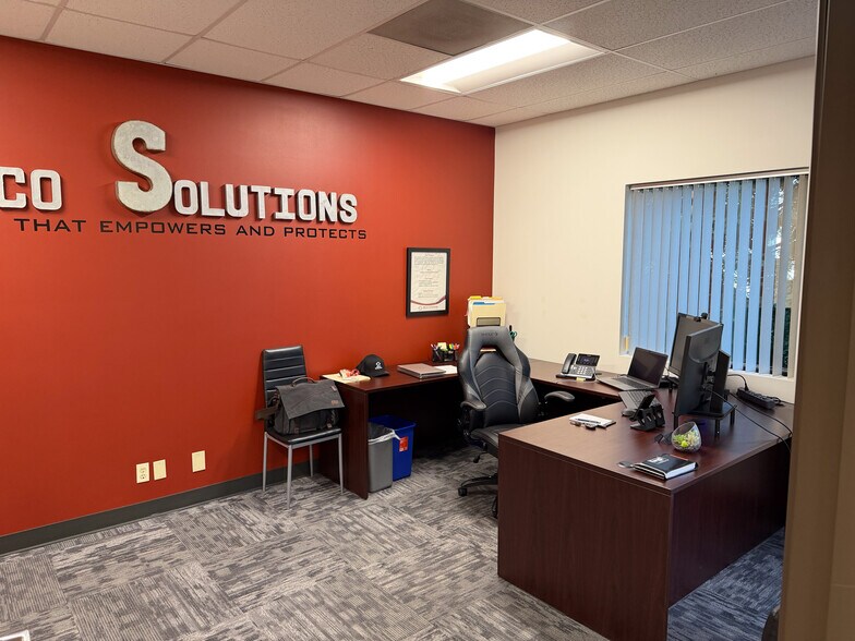 More Photos Of 27350 SW 95th Ave, Wilsonville Research And Development For Lease