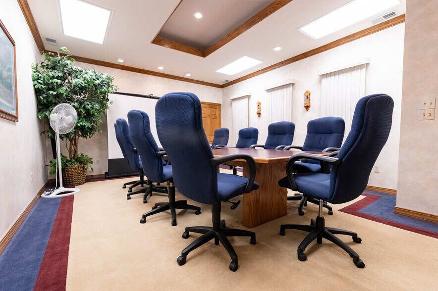 More Photos Of 4132 Elida Rd, Lima Medical For Sale