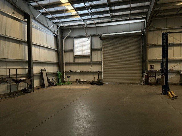 More Photos Of 321 Prosperity Blvd, Chowchilla Auto Dealership For Lease