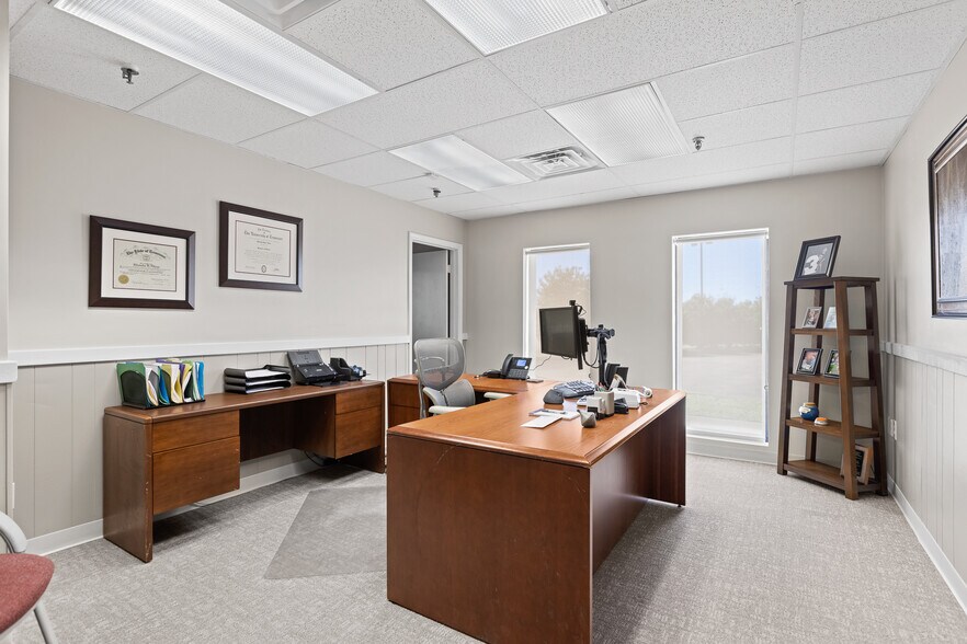 More Photos Of 2256 Encompass Dr, Chattanooga Loft Creative Space For Sale