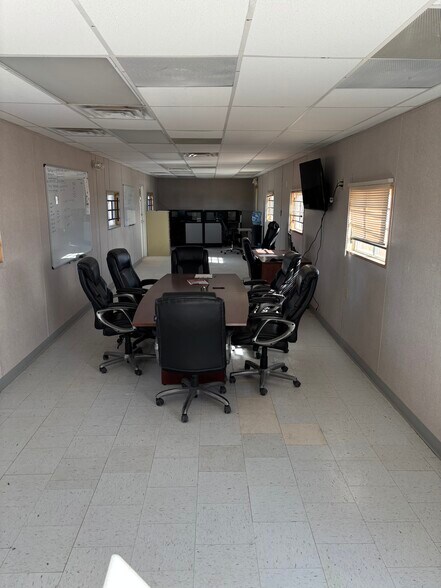 More Photos Of 3246 Steeple O Pkwy, Monahans Serviced Offices For Lease