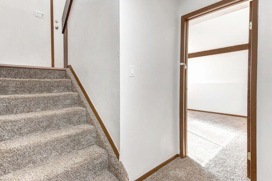 More Photos Of 1618 Donovan Pl, Longmont Multifamily For Sale