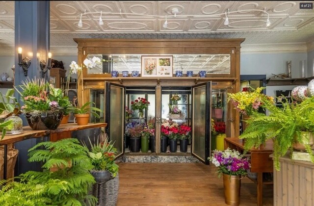 More Photos Of 128 Green St, Hudson Storefront Retail Residential For Sale