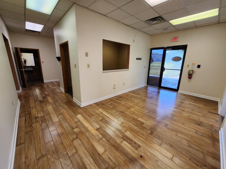 More Photos Of 1 Linda Ln, Vincentown Light Distribution For Lease
