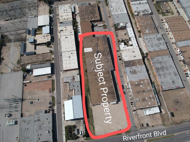 More Photos Of 1041 N Riverfront Blvd, Dallas Warehouse For Sale
