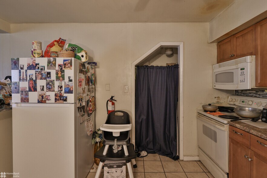 More Photos Of 902 W Wilkes Barre St, Easton Apartments For Sale