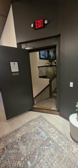 More Photos Of 201 S Broadway Ave, Albert Lea Loft Creative Space For Lease